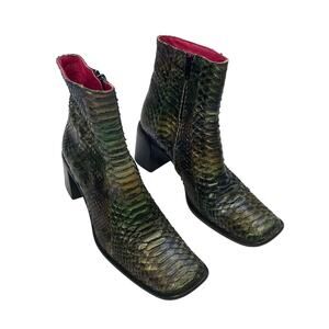 Vintage Freelance Paris Snakeskin Heeled Square Toe Ankle Boots